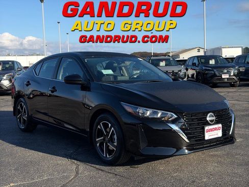 New 2025 Nissan Sentra SV image 1