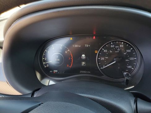 Used 2024 Nissan Kicks SV w/ Interior Electronics Package FWD image 22