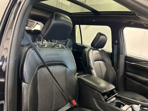 Used 2023 Jeep Grand Cherokee L Overland image 37