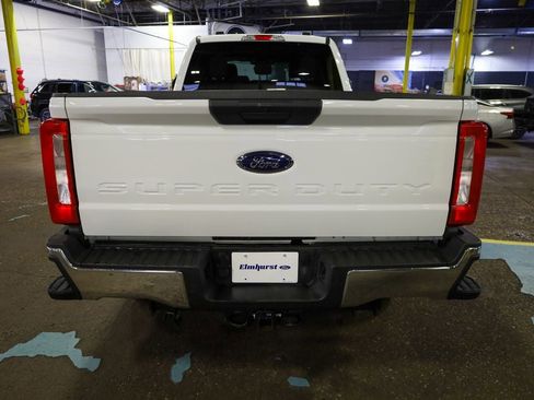 Used 2024 Ford F350 XLT w/ FX4 Off-Road Package AWD/4WD image 5
