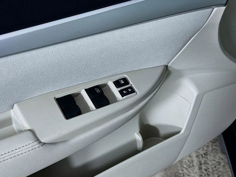 Used 2012 Subaru Outback 2.5i w/ Alloy Wheel Pkg image 19