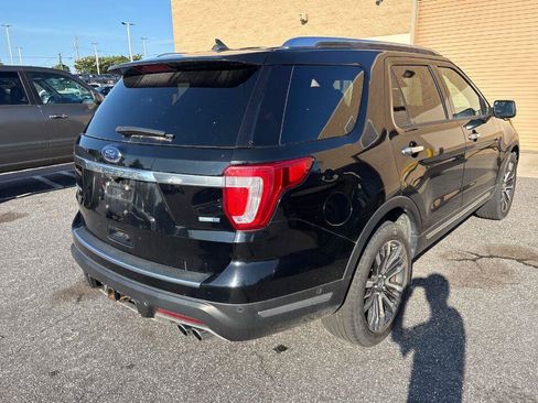 Used 2018 Ford Explorer Platinum AWD/4WD image 4