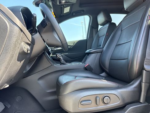 Used 2023 Chevrolet Equinox RS w/ RS Leather Package AWD/4WD image 16