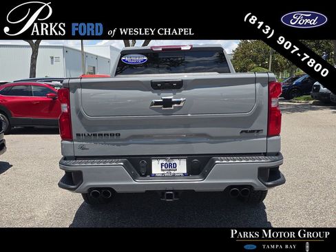 Used 2024 Chevrolet Silverado 1500 RST AWD/4WD image 5