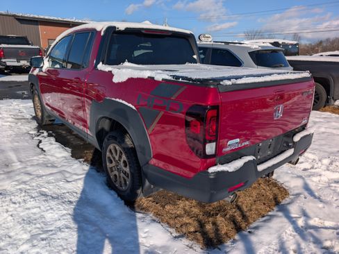 Used 2021 Honda Ridgeline Sport image 7
