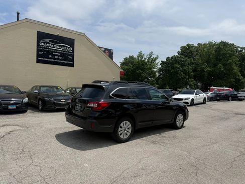Used 2018 Subaru Outback 2.5i Premium AWD/4WD image 7