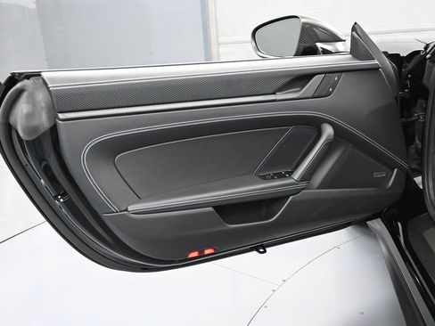 New 2026 Porsche 911 GT3 image 16