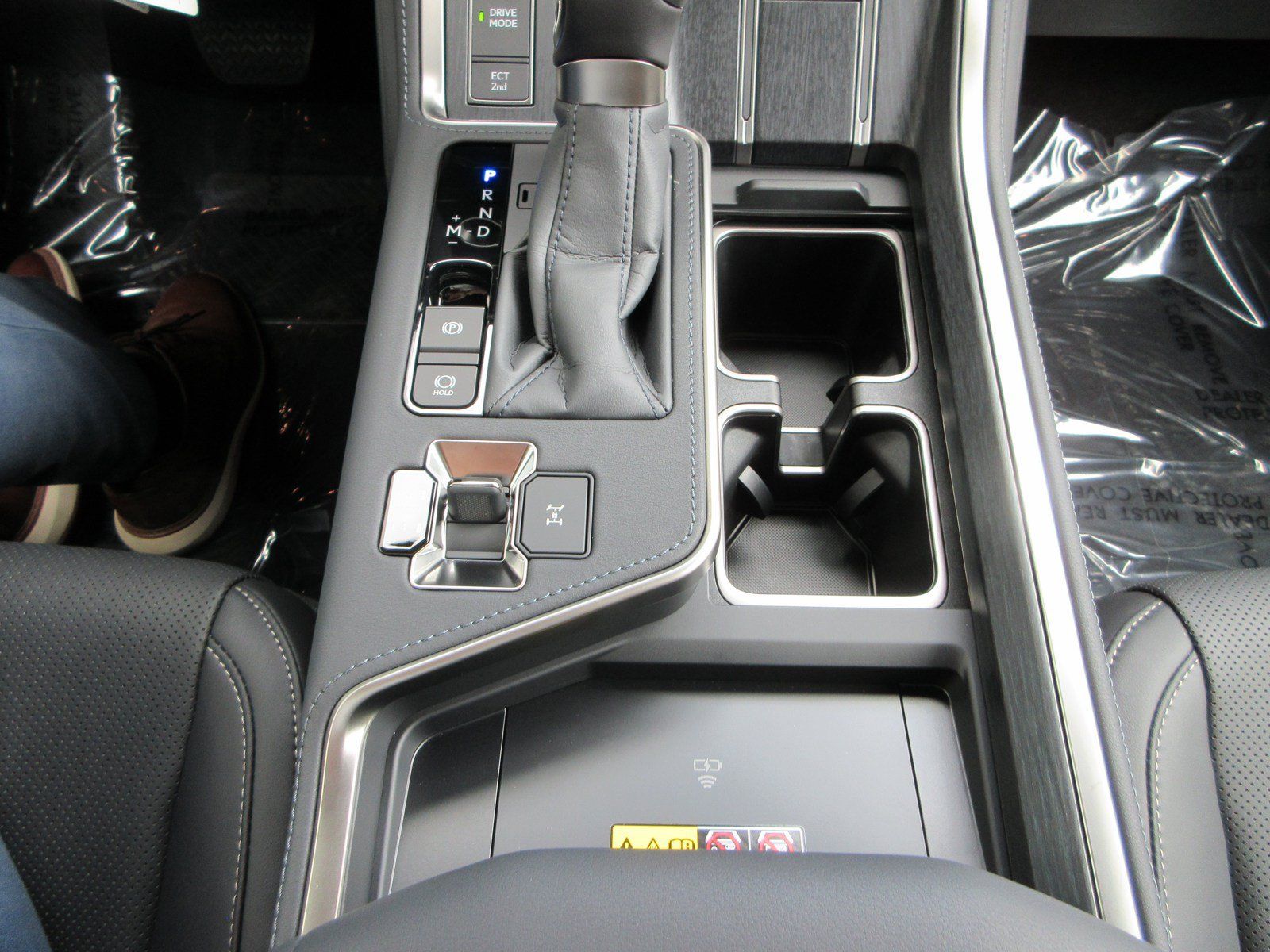 Used 2026 Lexus GX 550 w/ Cold Area Package AWD/4WD image 47