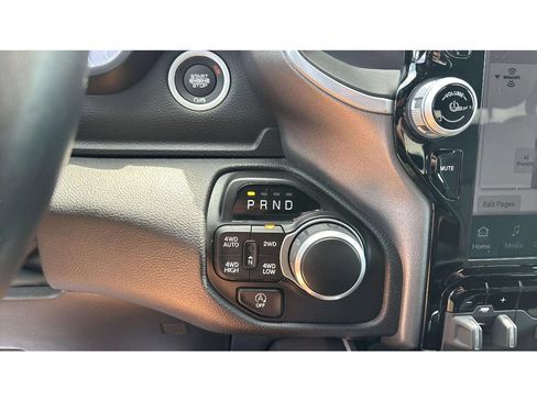 Used 2023 RAM 1500 Big Horn AWD/4WD image 17