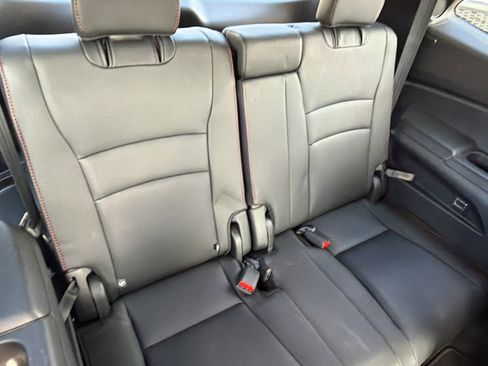 Used 2021 Honda Pilot Black Edition image 23