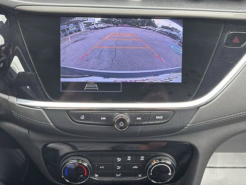 Certified 2023 Buick Encore GX Preferred w/ Cold Weather Comfort Package AWD/4WD image 33