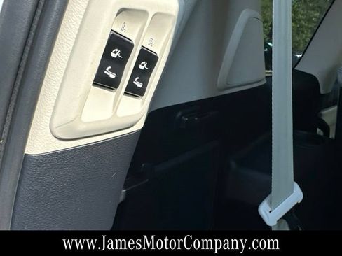 Used 2023 Lexus GX 460 Premium AWD/4WD image 17