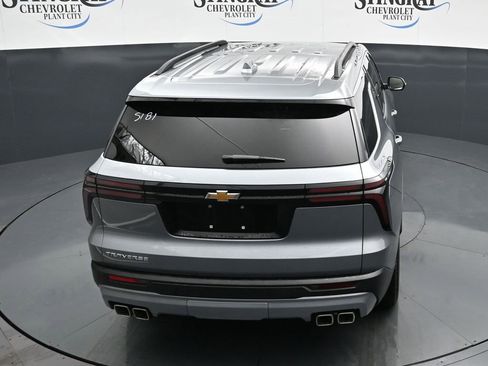 Used 2026 Chevrolet Traverse LT FWD image 14
