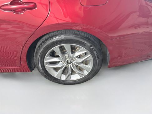 Used 2022 Toyota Avalon XLE FWD image 11