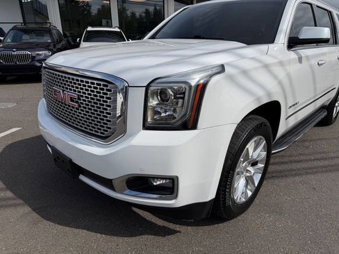 Used 2016 GMC Yukon XL Denali AWD/4WD image 14