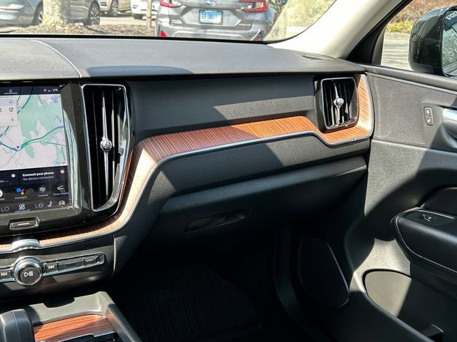 Certified 2023 Volvo XC60 B5 Plus w/ Climate Package AWD/4WD image 25