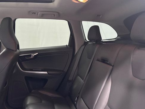 Used 2015 Volvo XC60 T6 Platinum AWD/4WD image 23