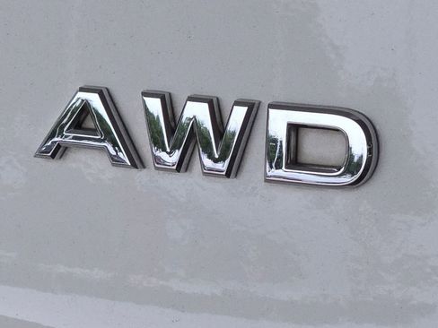 Used 2021 Nissan Rogue S AWD/4WD image 21
