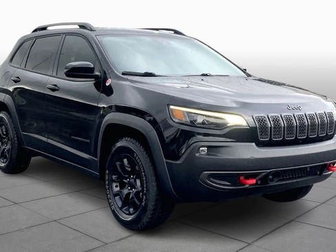 Used 2022 Jeep Cherokee Trailhawk w/ Trailer Tow Group image 3