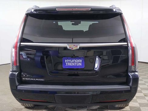 Used 2020 Cadillac Escalade Platinum AWD/4WD image 20