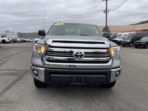 Used 2016 Toyota Tundra SR5 image 5
