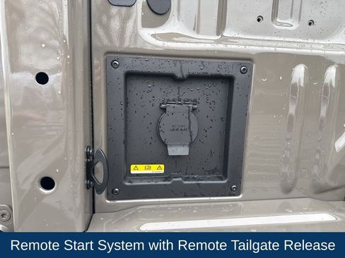 New 2026 Ford F150 XLT w/ Equipment Group 302A MID image 15