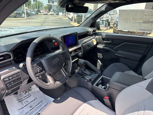 New 2025 Toyota Tacoma TRD Sport image 11