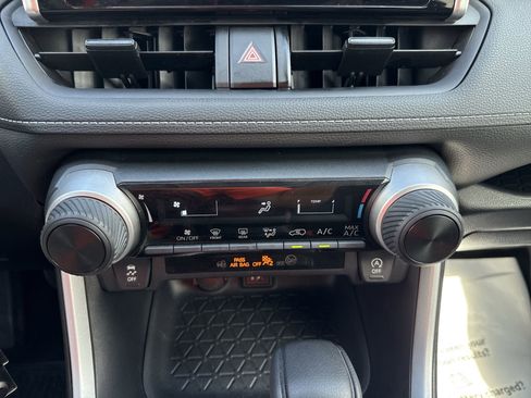 Certified 2024 Toyota RAV4 LE AWD/4WD image 16