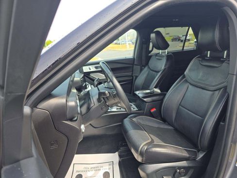 Used 2021 Ford Explorer ST w/ Equipment Group 401A AWD/4WD image 3