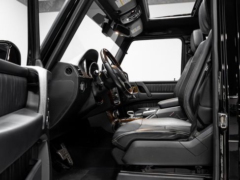 Used 2015 Mercedes-Benz G 63 AMG G 63 AMG 4MATIC image 5