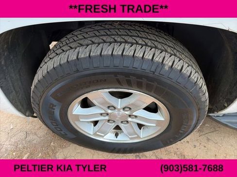 Used 2013 GMC Yukon SLE w/ Convenience Package image 5