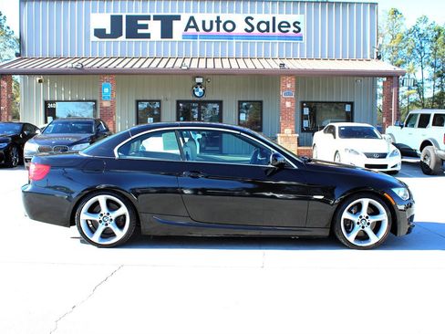 Used 2012 BMW 335i Convertible image 15