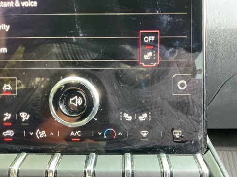 Used 2025 GMC Terrain Elevation FWD image 25