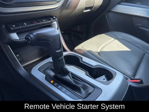 Used 2017 Chevrolet Colorado LT w/ LT Convenience Package RWD image 19