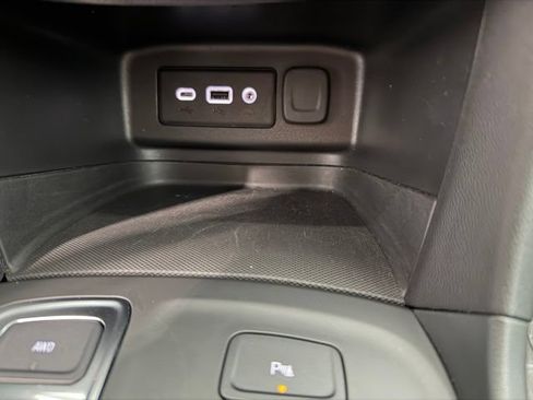 Used 2024 Chevrolet Equinox LT w/ LPO, Floor Liner Package AWD/4WD image 13