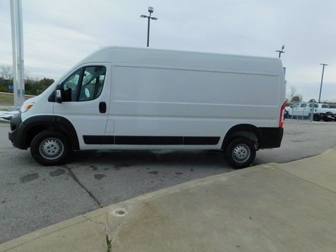 New 2026 RAM ProMaster 2500 w/ Convenience Group FWD image 25
