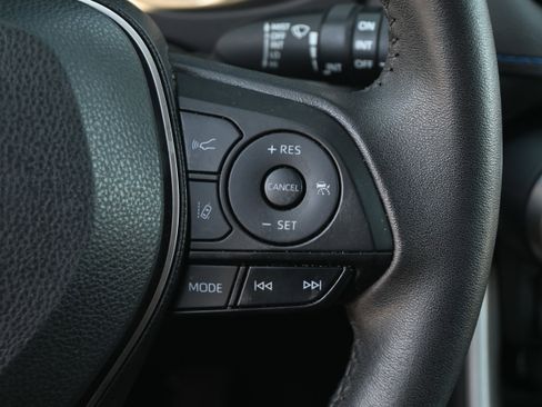 Used 2022 Toyota RAV4 XSE AWD/4WD image 19