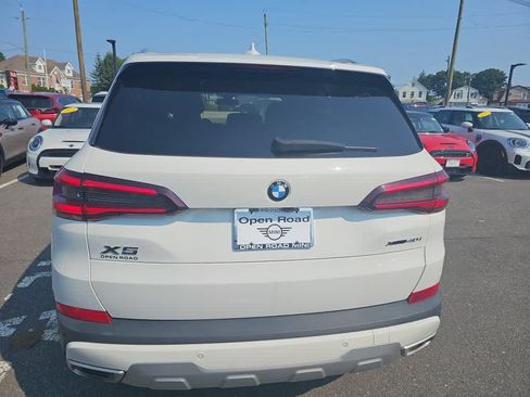 Used 2022 BMW X5 xDrive40i w/ Parking Assistance Package AWD/4WD image 6