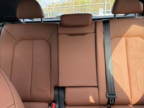 Used 2025 Audi Q3 2.0T Premium w/ Convenience Package image 13