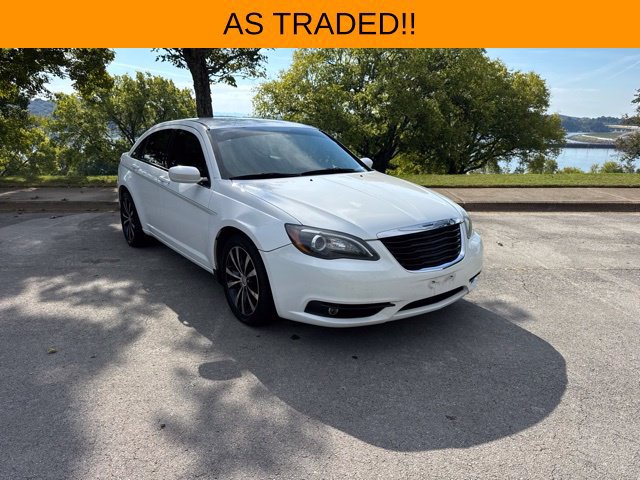 Used 2014 Chrysler 200 Touring w/ 200 S Group FWD image 1