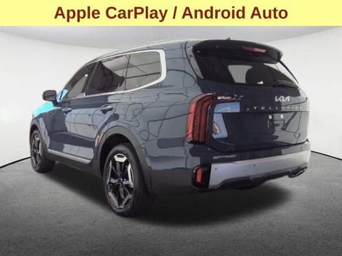 Used 2024 Kia Telluride S image 7