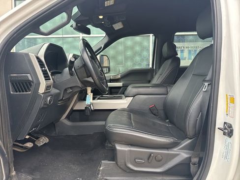 Used 2022 Ford F350 Lariat w/ Lariat Value Package AWD/4WD image 9