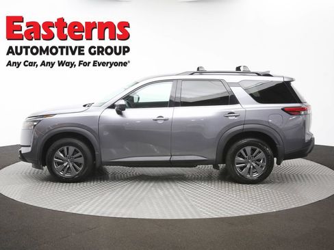 Used 2024 Nissan Pathfinder SV AWD/4WD image 58