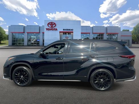 Certified 2024 Toyota Highlander XSE AWD/4WD image 4