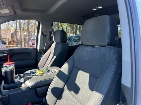 Used 2020 Chevrolet Silverado 1500 Custom w/ Custom Value Package image 28