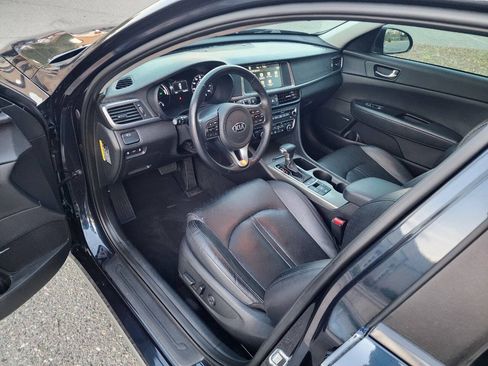 Used 2017 Kia Optima EX FWD image 27