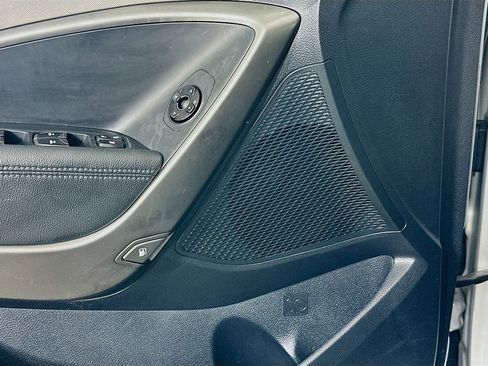 Used 2017 Hyundai Santa Fe SE image 18