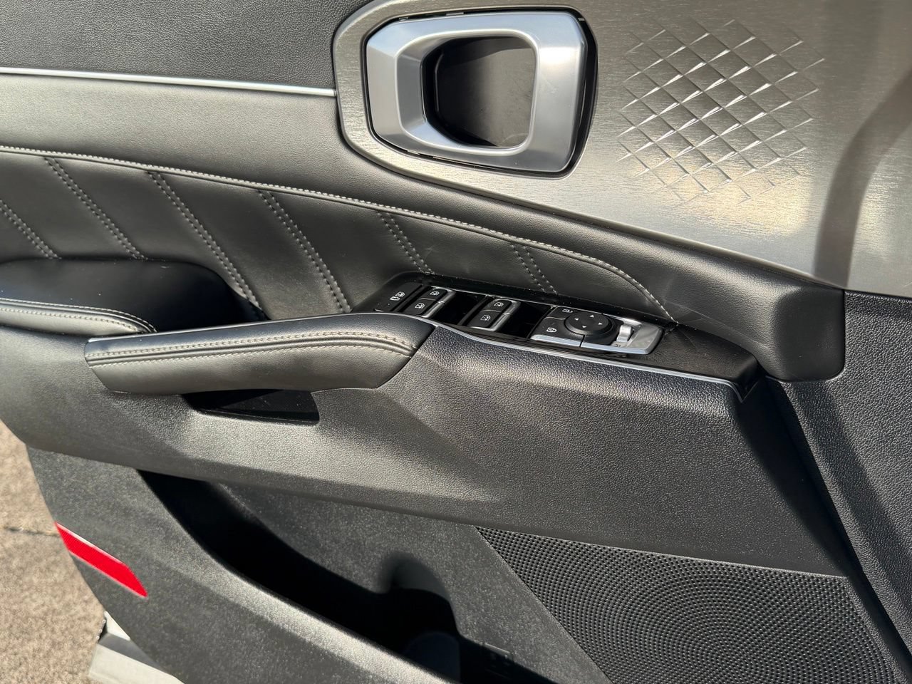 Used 2022 Kia Sorento SX FWD image 27