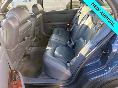 Used 1997 Buick Park Avenue w/ Seating Pkg image 7