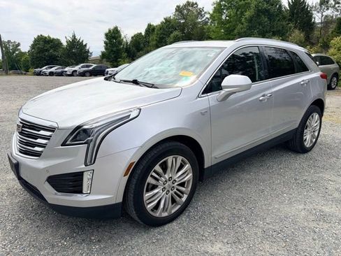 Used 2018 Cadillac XT5 Premium Luxury FWD image 1